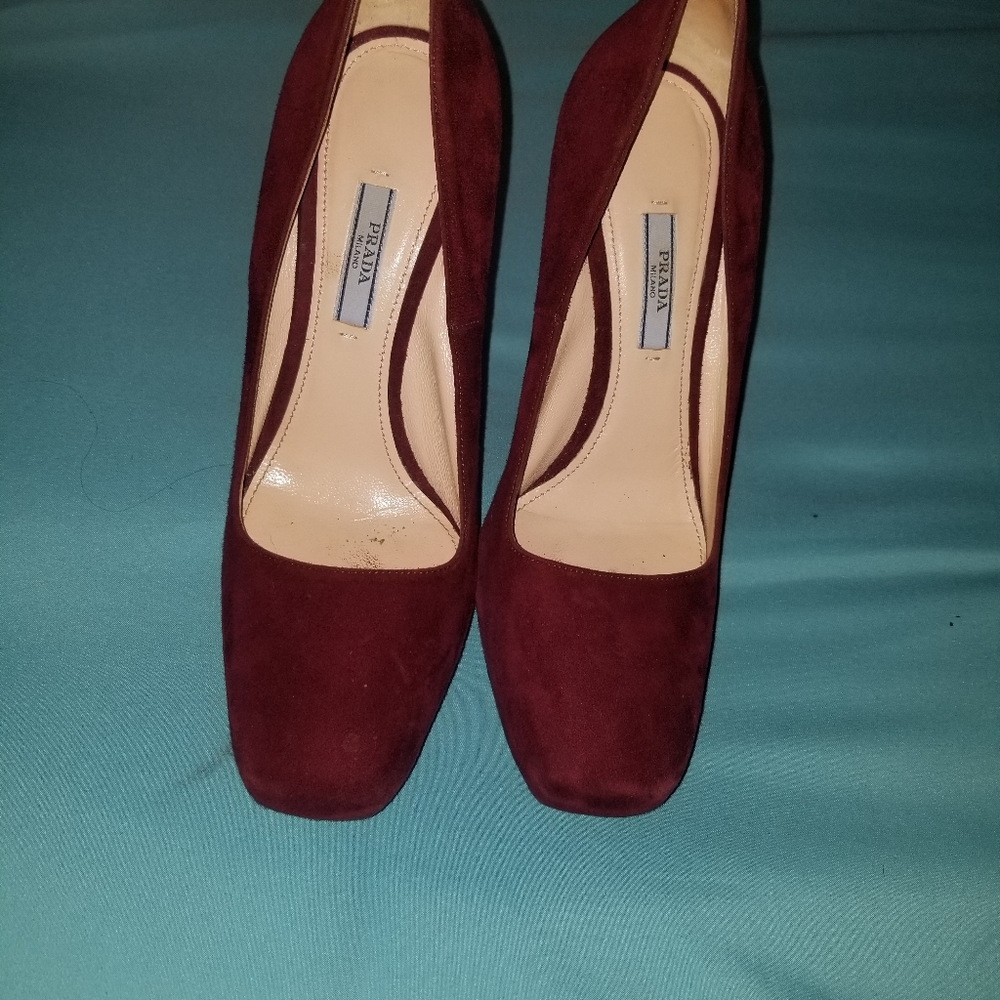 Prada suede burgundy pumps - Picture 3 of 5